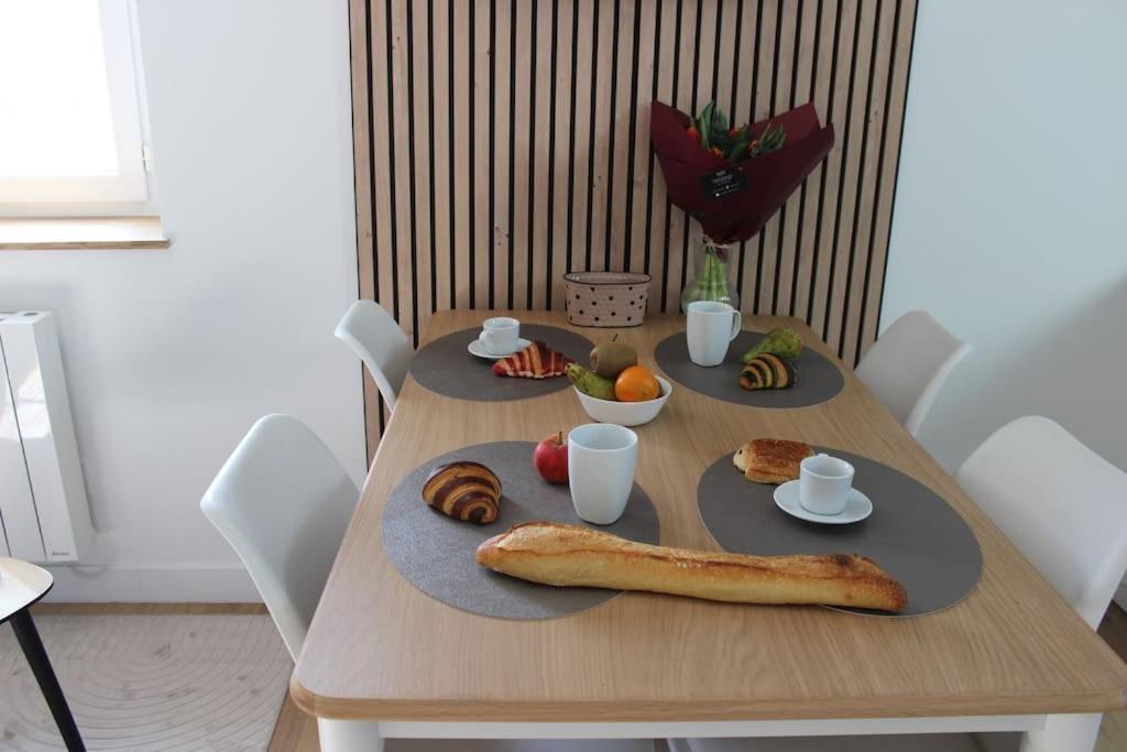 Appartement Idealement Situe Proche Disneyland Et Paris Lagny-sur-Marne Luaran gambar