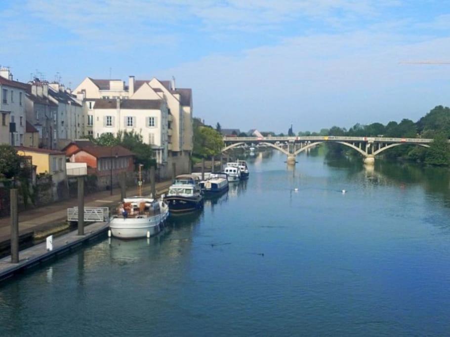 Appartement Idealement Situe Proche Disneyland Et Paris Lagny-sur-Marne Luaran gambar