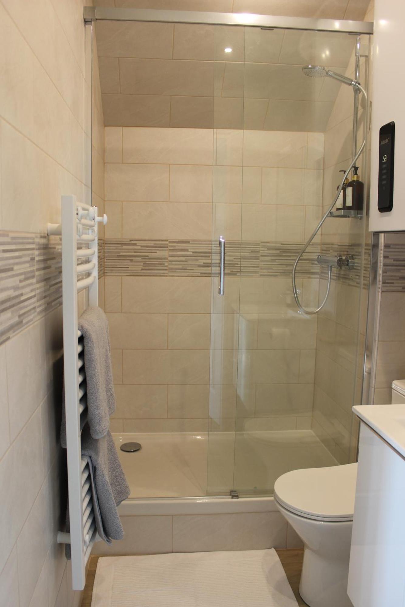 Appartement Idealement Situe Proche Disneyland Et Paris Lagny-sur-Marne Luaran gambar